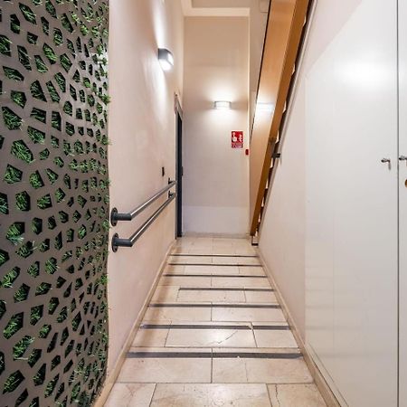 סביליה Komodo Sierpes: Bright & Classy Central Apartment מראה חיצוני תמונה